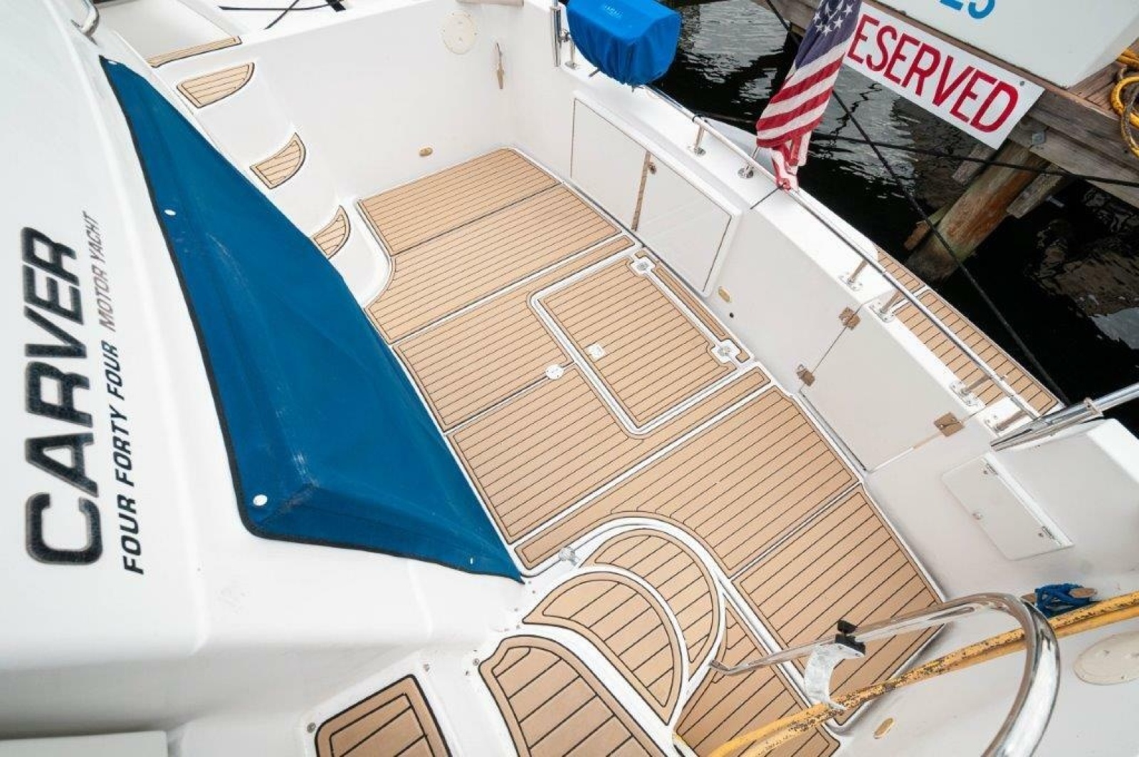 2002 Carver 444 CPMY- Graham's Enterprise 