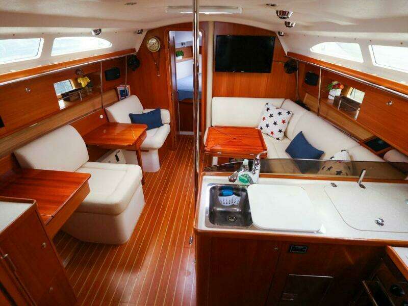 36ft Catalina Yacht For Sale