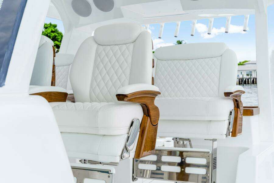 56ft HCB Yacht For Sale