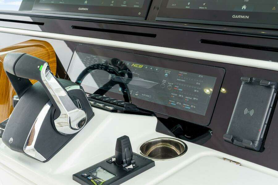 56ft HCB Yacht For Sale
