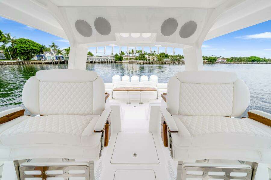56ft HCB Yacht For Sale