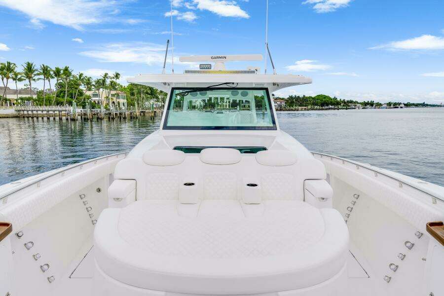 56ft HCB Yacht For Sale