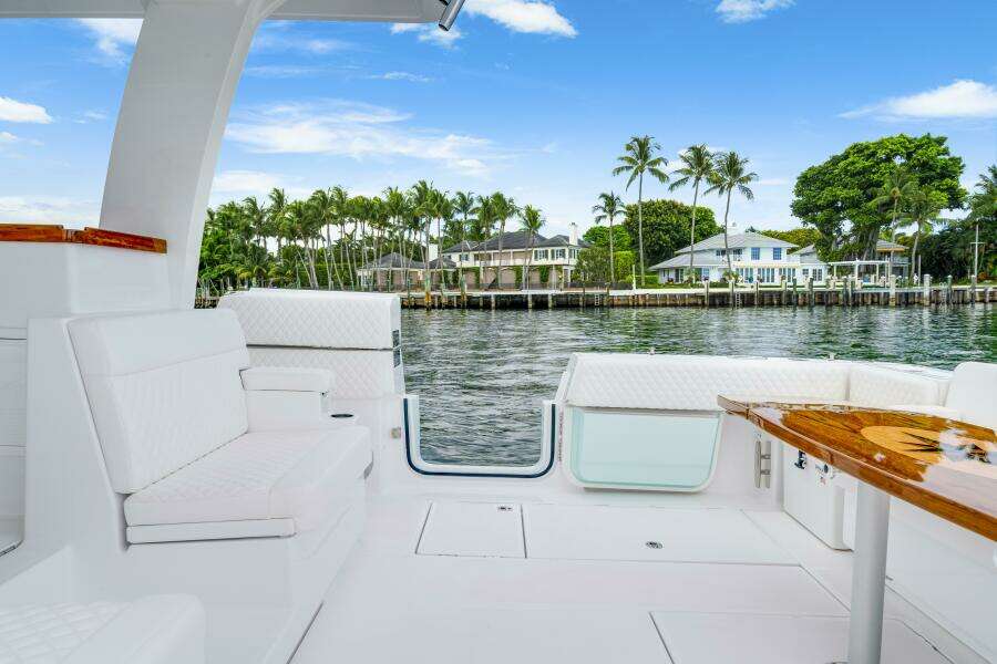 56ft HCB Yacht For Sale