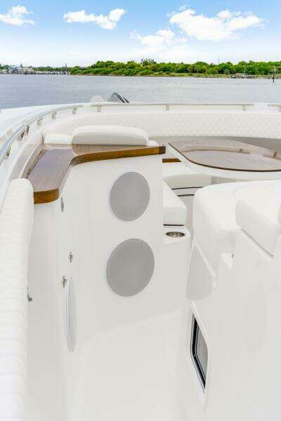 56ft HCB Yacht For Sale