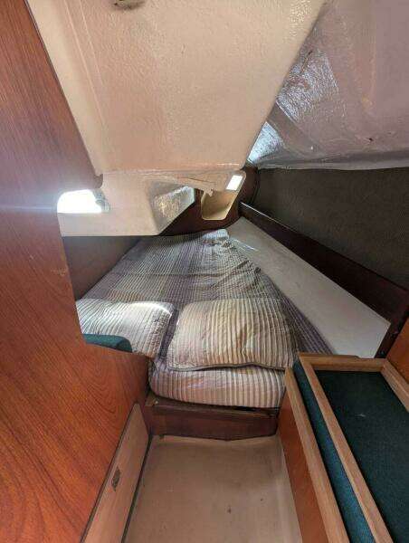 Skipping Stone 30ft Beneteau Yacht For Sale