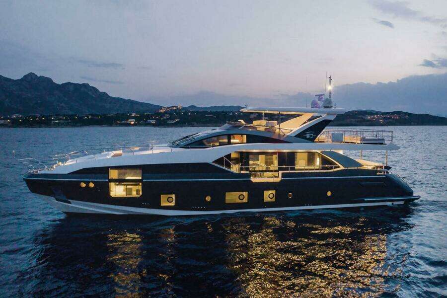 87ft Azimut Yacht For Sale