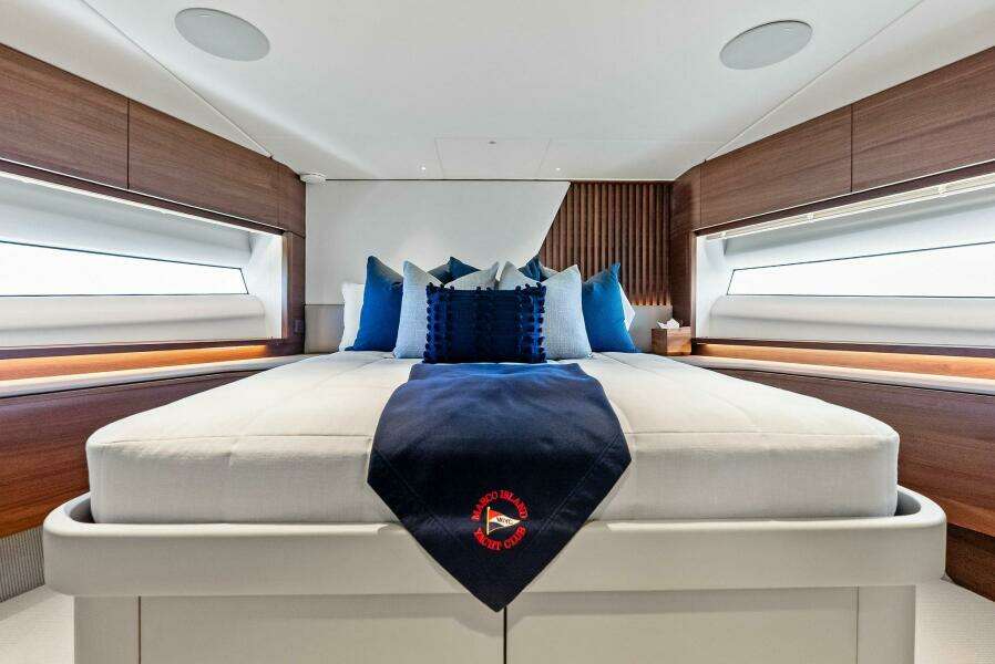 2024 Princess Y72 Motor Yacht SeaQuel
