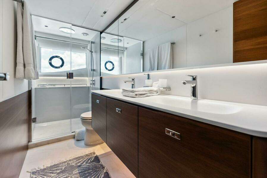 2024 Princess Y72 Motor Yacht SeaQuel