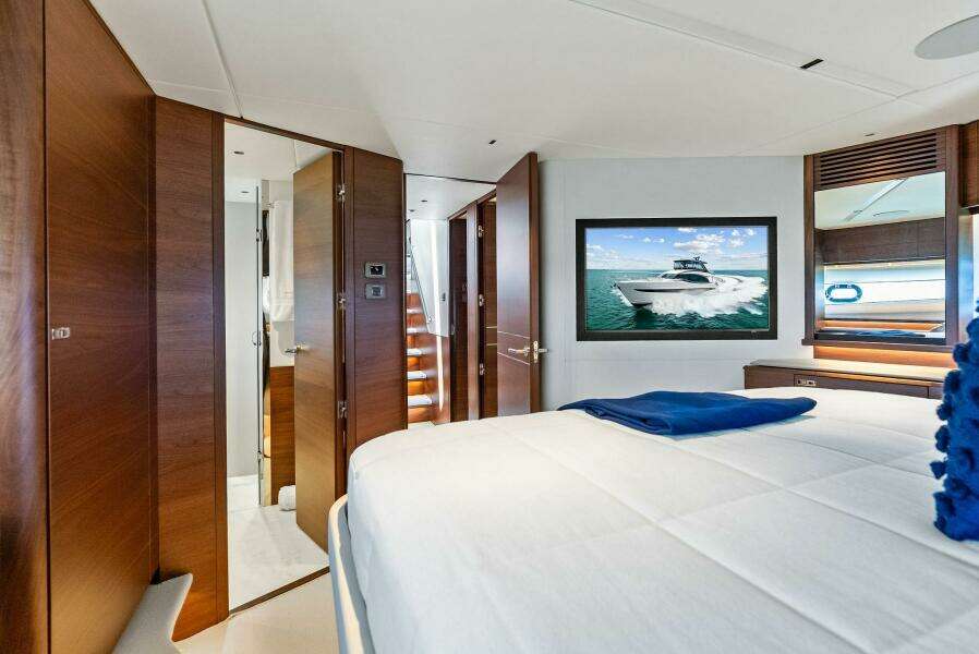 2024 Princess Y72 Motor Yacht SeaQuel