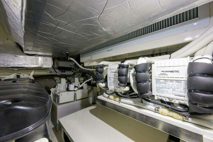 46ft Riviera Yacht For Sale