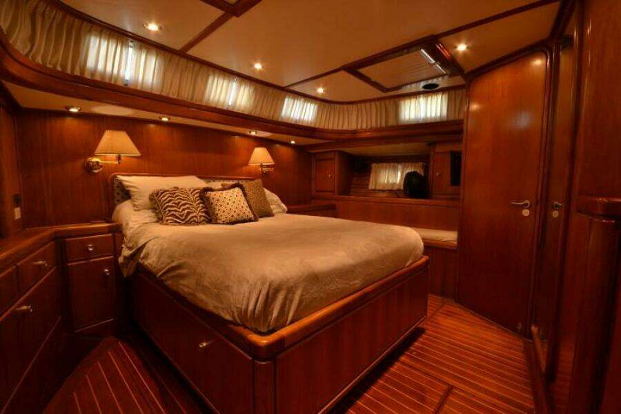 Sunday Morning 92ft Palmer Johnson Yacht For Sale