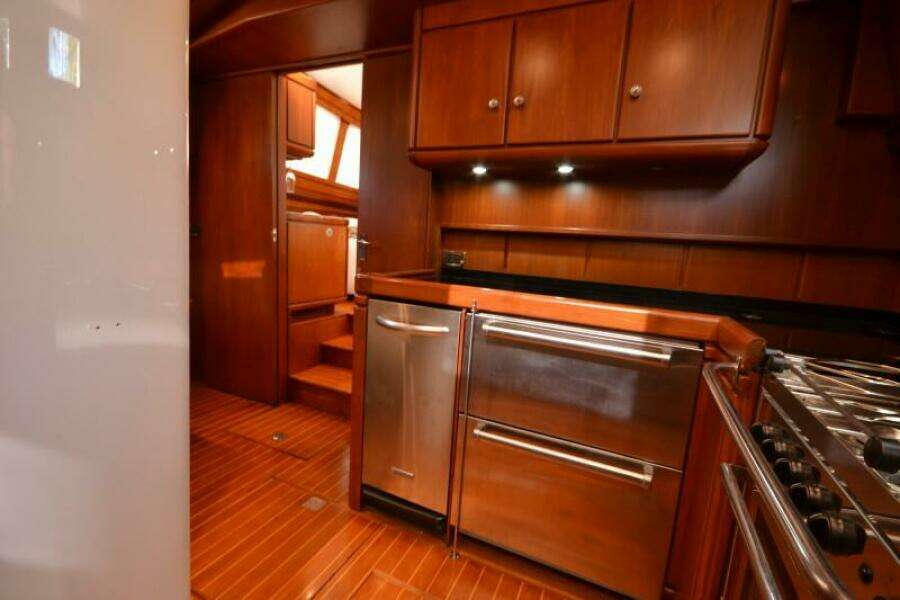 Sunday Morning 92ft Palmer Johnson Yacht For Sale