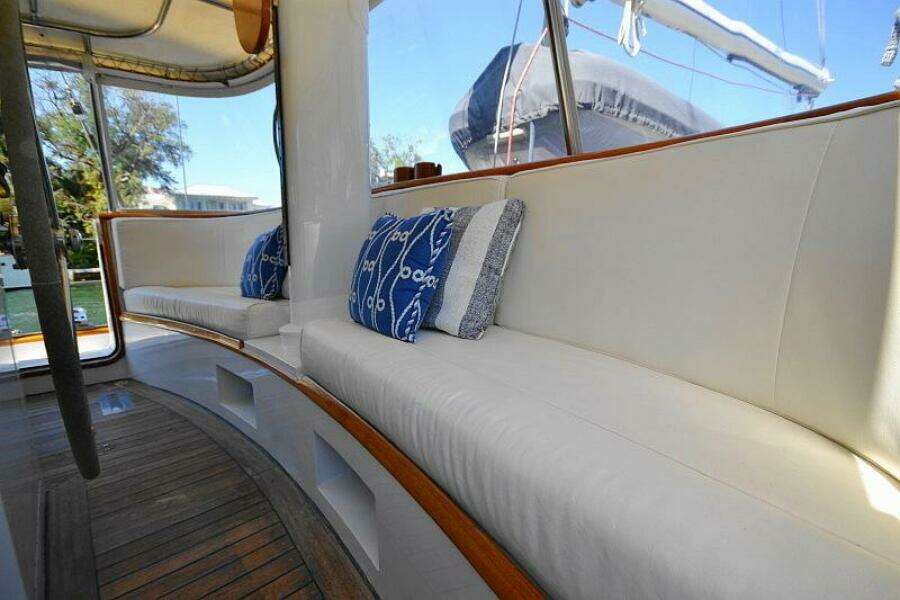 Sunday Morning 92ft Palmer Johnson Yacht For Sale