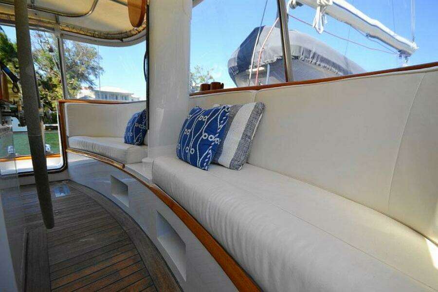 Sunday Morning 92ft Palmer Johnson Yacht For Sale