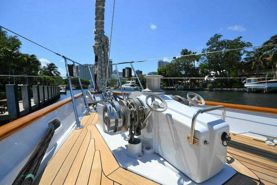 Sunday Morning 92ft Palmer Johnson Yacht For Sale