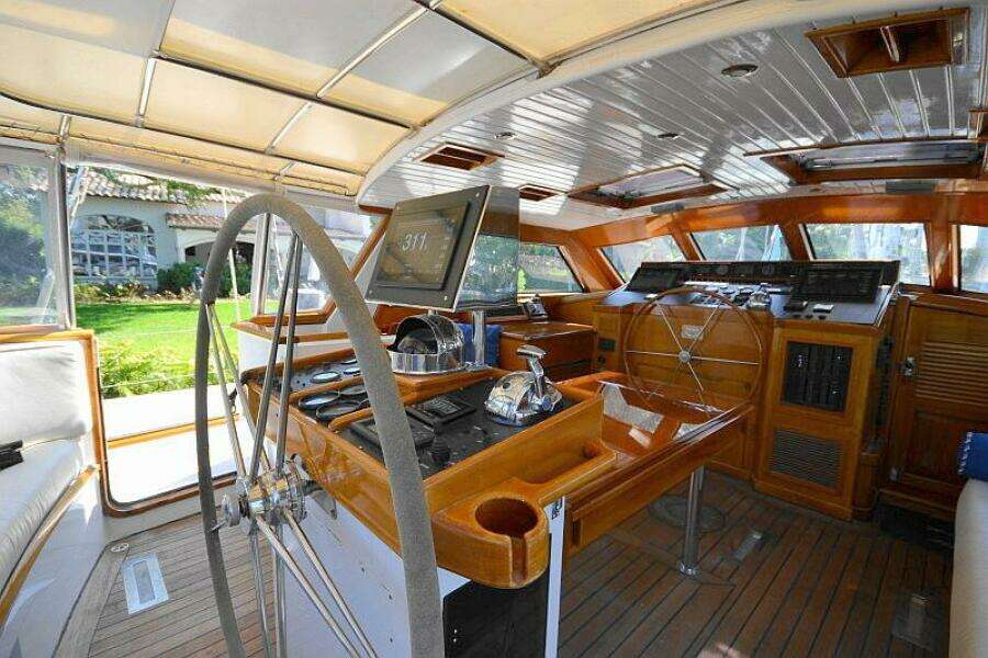 Sunday Morning 92ft Palmer Johnson Yacht For Sale