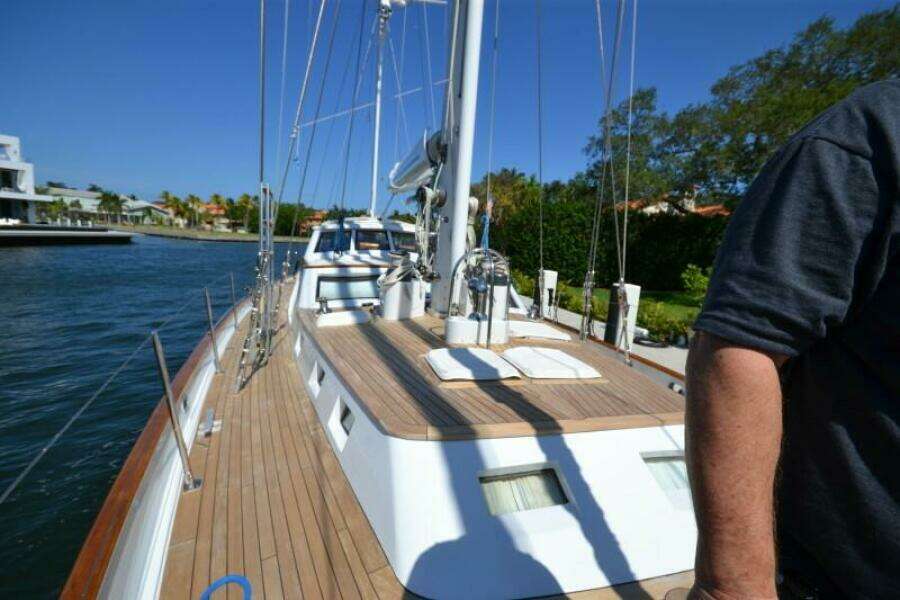 Sunday Morning 92ft Palmer Johnson Yacht For Sale