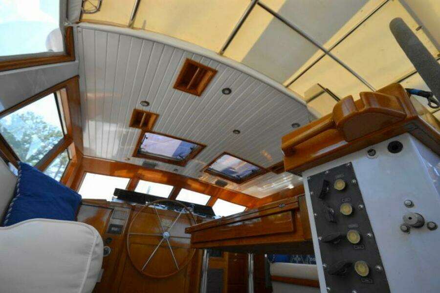Sunday Morning 92ft Palmer Johnson Yacht For Sale
