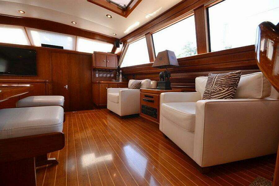 Sunday Morning 92ft Palmer Johnson Yacht For Sale