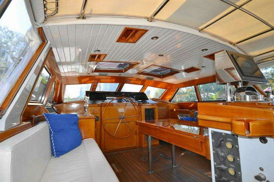 Sunday Morning 92ft Palmer Johnson Yacht For Sale