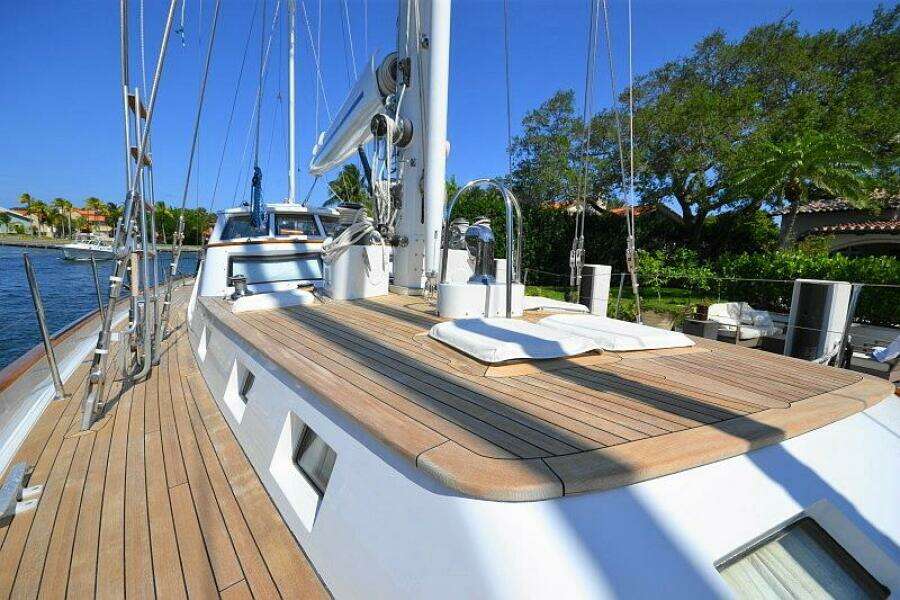 Sunday Morning 92ft Palmer Johnson Yacht For Sale