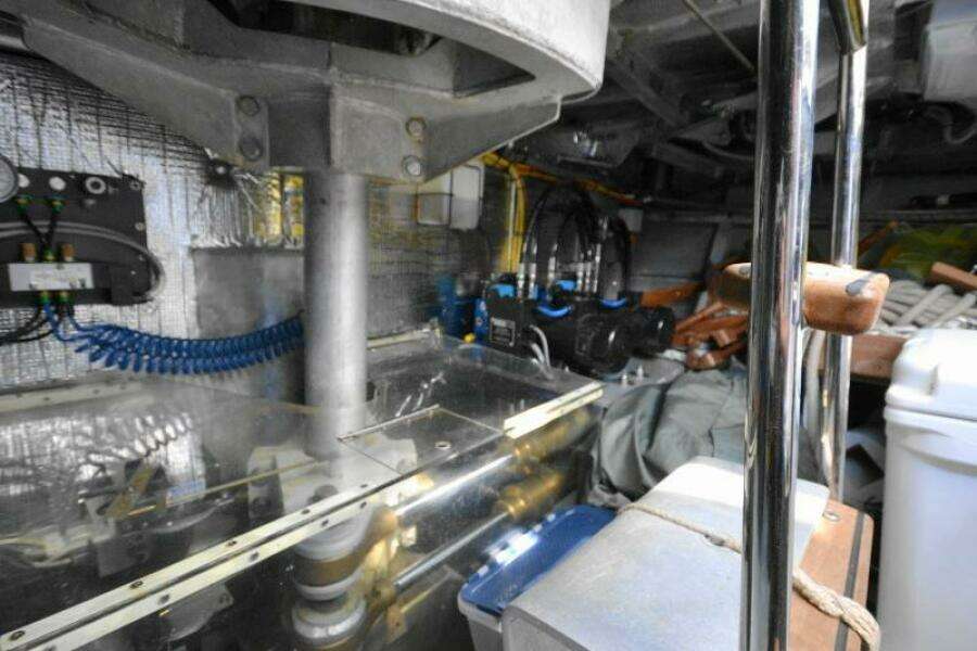 Sunday Morning 92ft Palmer Johnson Yacht For Sale