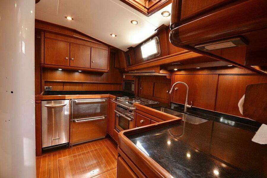 Sunday Morning 92ft Palmer Johnson Yacht For Sale