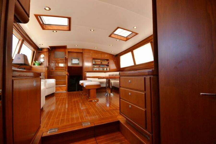 Sunday Morning 92ft Palmer Johnson Yacht For Sale