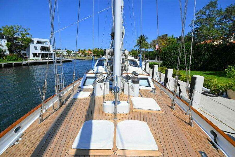 Sunday Morning 92ft Palmer Johnson Yacht For Sale