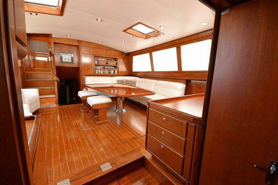 Sunday Morning 92ft Palmer Johnson Yacht For Sale