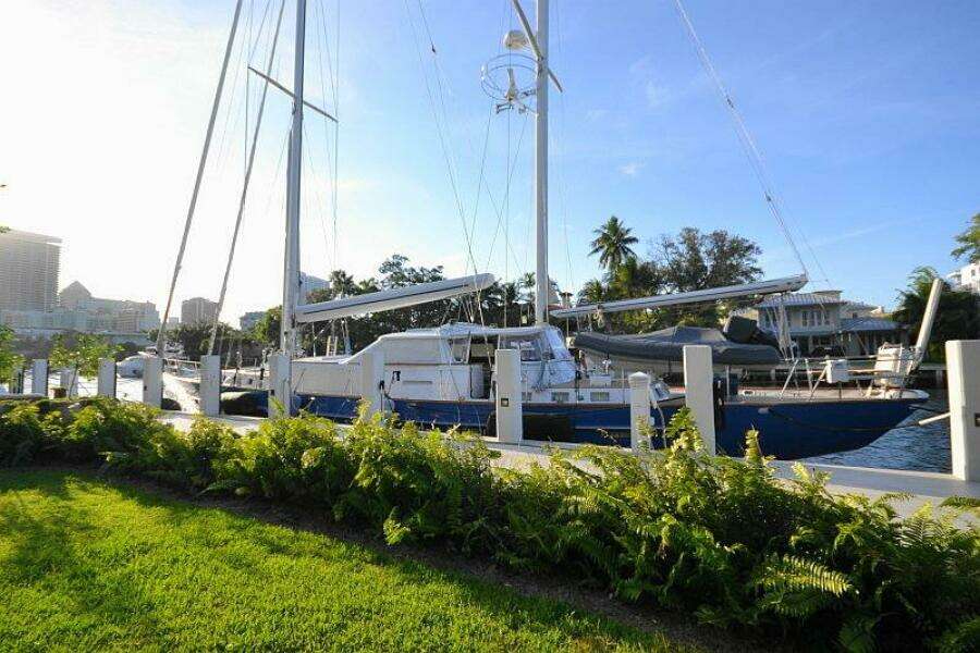 Sunday Morning 92ft Palmer Johnson Yacht For Sale