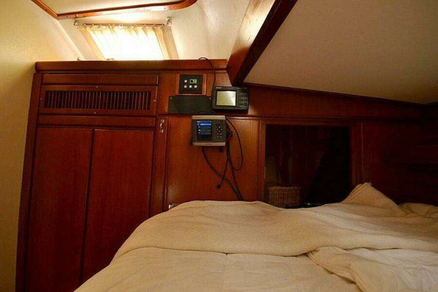 Sunday Morning 92ft Palmer Johnson Yacht For Sale