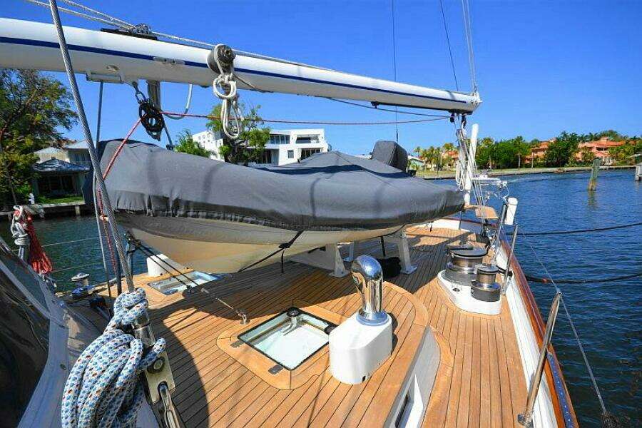 Sunday Morning 92ft Palmer Johnson Yacht For Sale