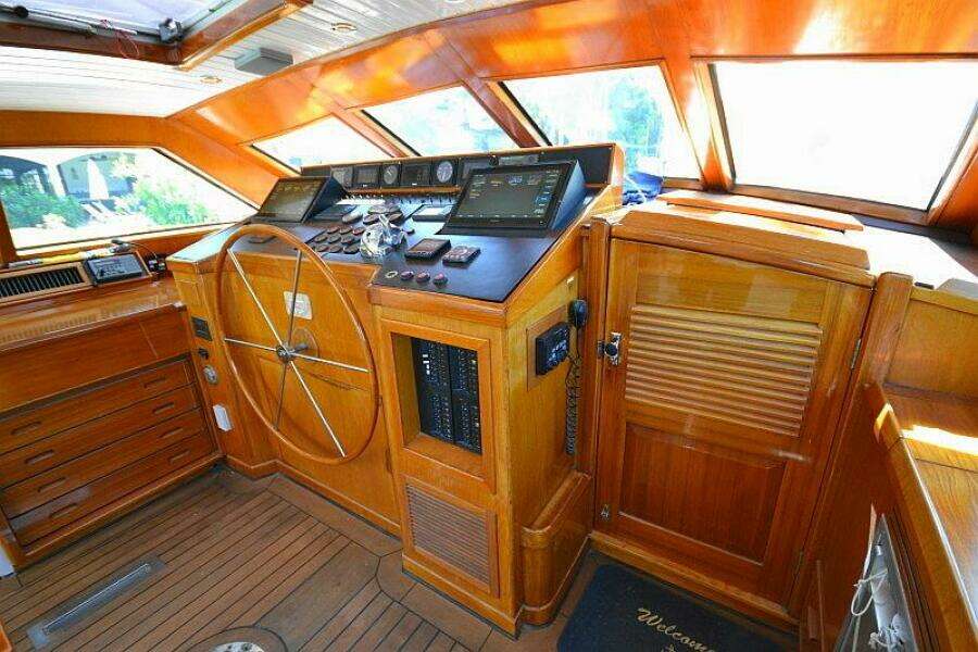 Sunday Morning 92ft Palmer Johnson Yacht For Sale
