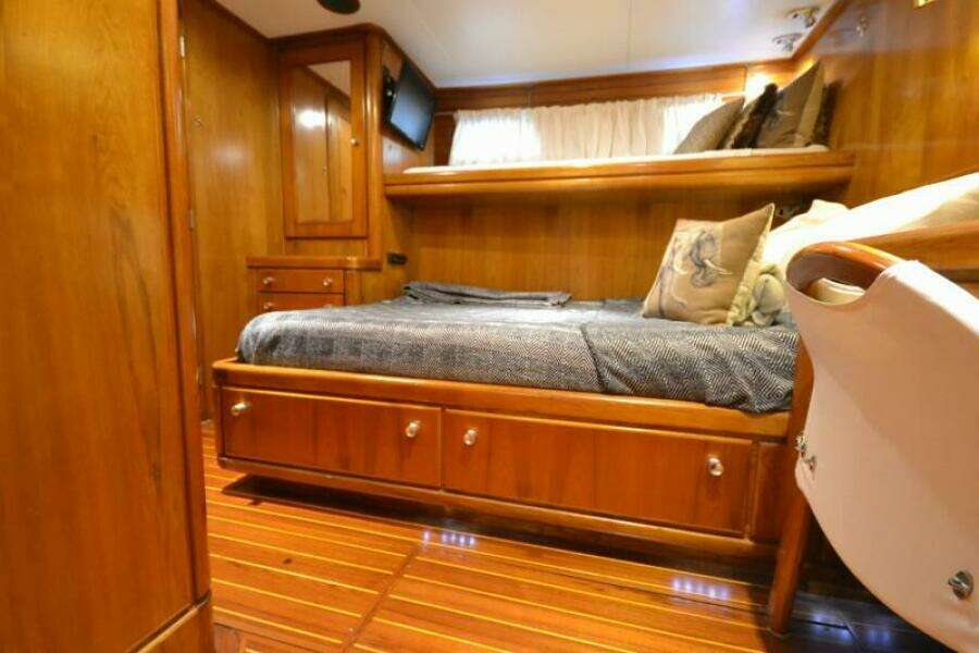 Sunday Morning 92ft Palmer Johnson Yacht For Sale