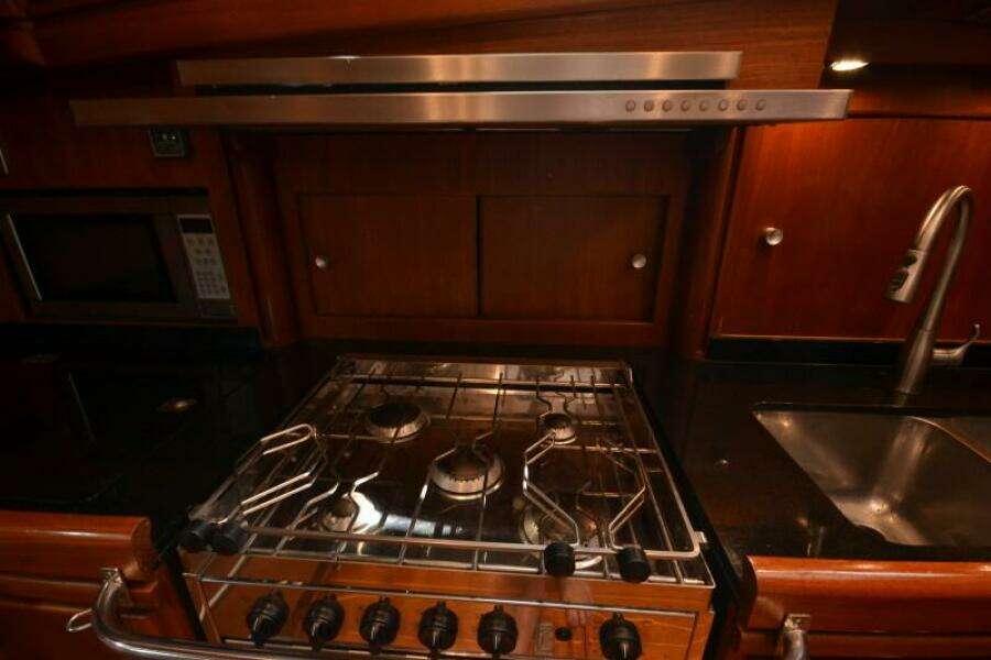 Sunday Morning 92ft Palmer Johnson Yacht For Sale