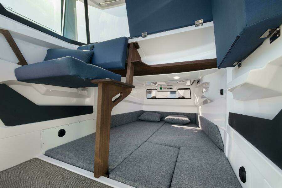 29ft Axopar Yacht For Sale