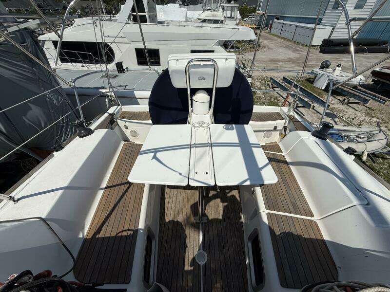 Vitamin D 36ft Jeanneau Yacht For Sale