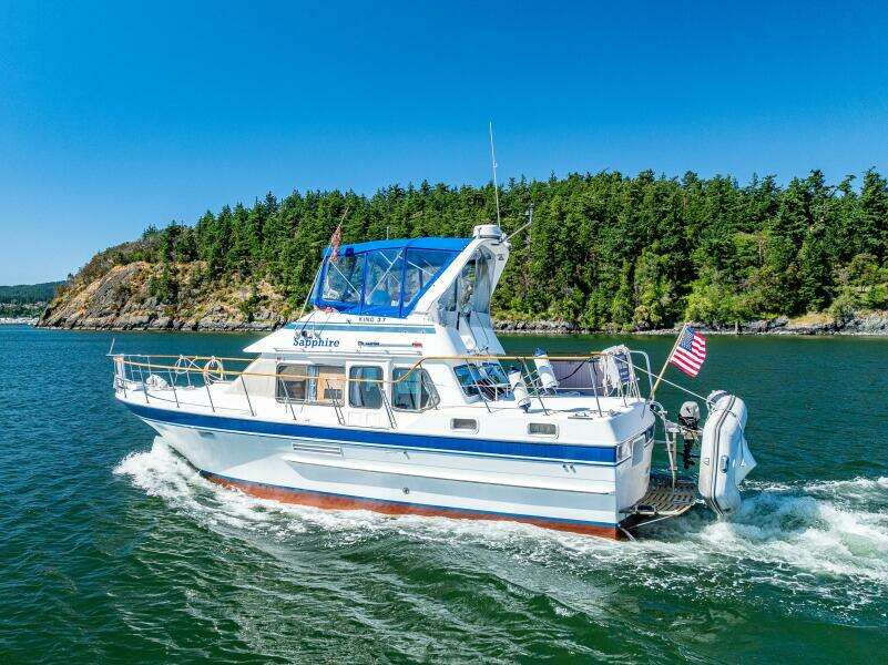 37ft Kha Shing Yacht For Sale