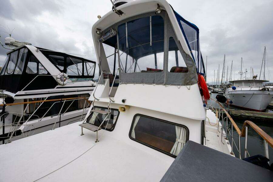37ft Kha Shing Yacht For Sale