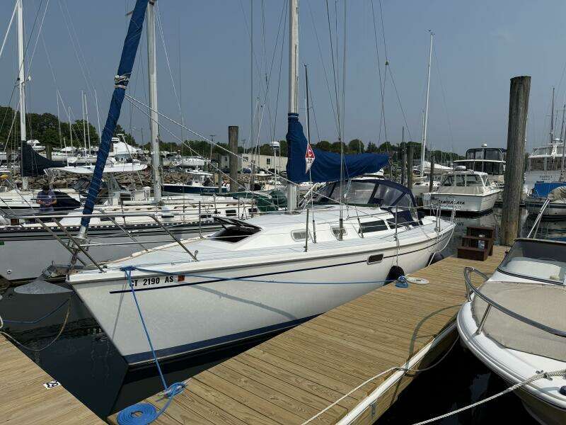 Comfort Zone 32ft Catalina Yacht For Sale