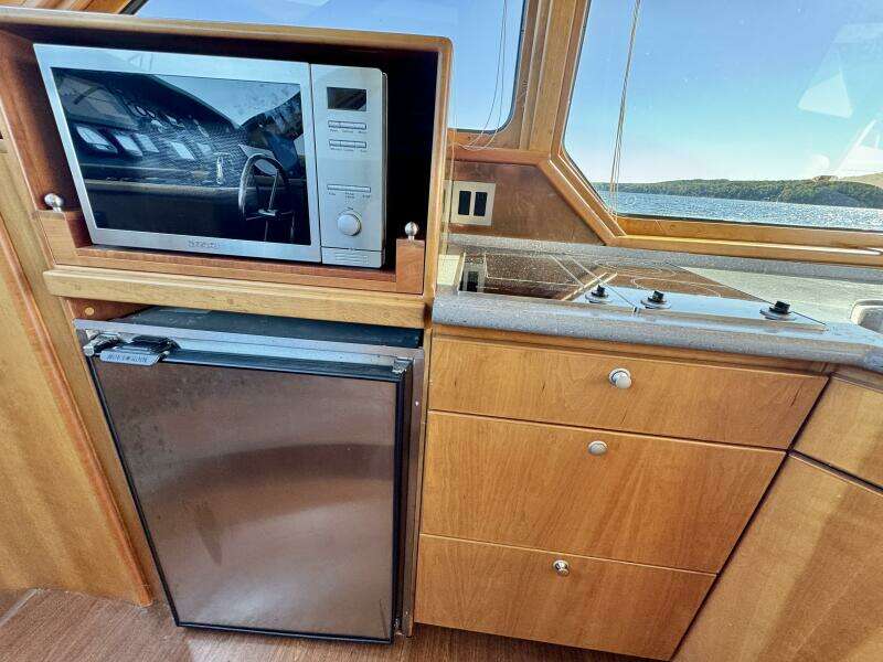 42ft Dovercraft Yacht For Sale