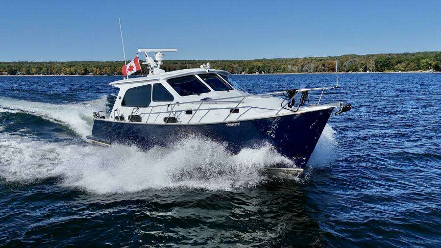 42ft Dovercraft Yacht For Sale