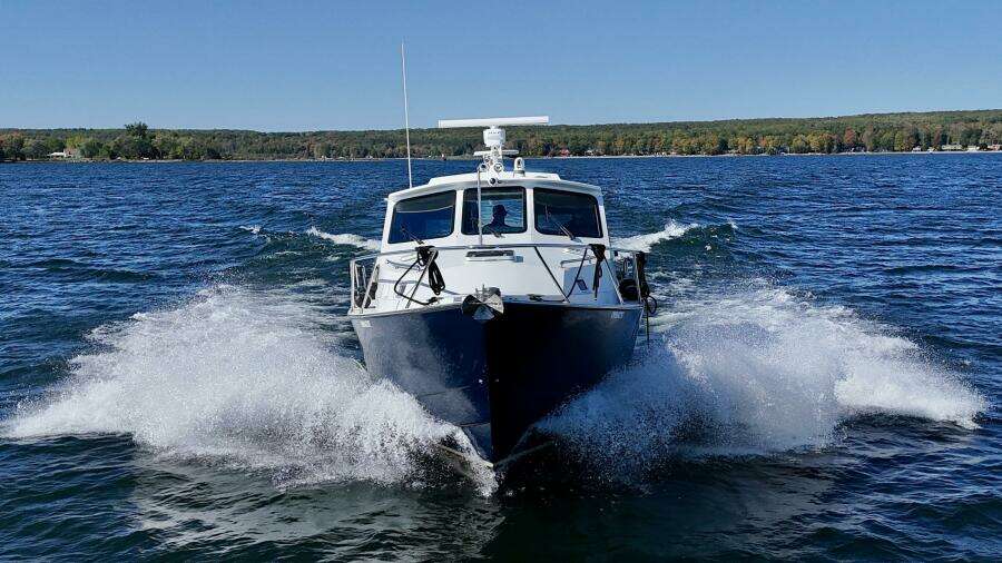 42ft Dovercraft Yacht For Sale