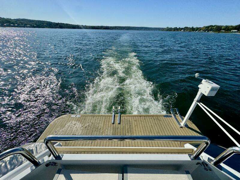 42ft Dovercraft Yacht For Sale