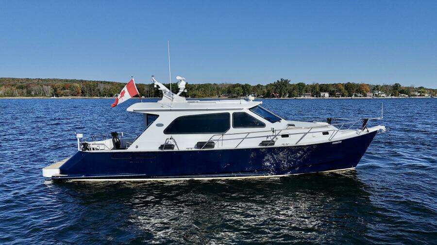 42ft Dovercraft Yacht For Sale