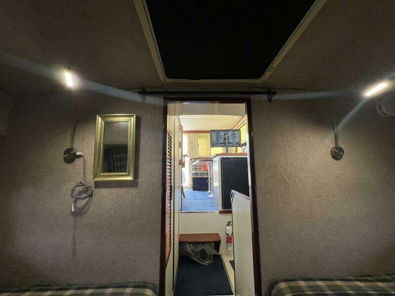 Sea Gull 31ft Camano Yacht For Sale