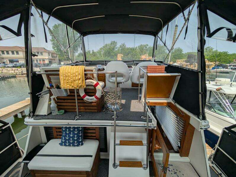 Cooper Prowler 10m Sundeck 1986