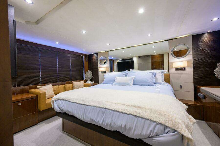 Princess V62-S Alpha Dog -  Master Stateroom