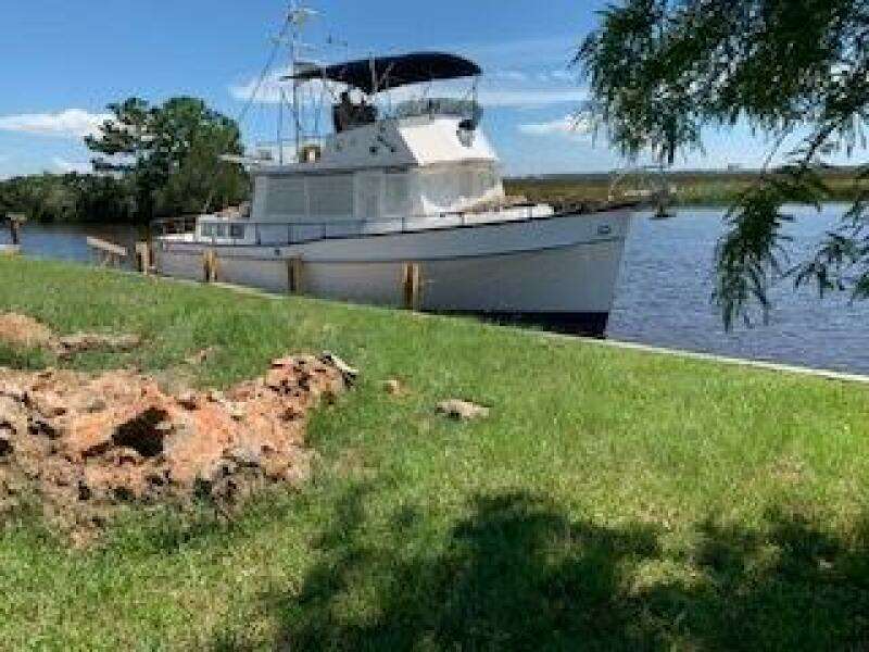 Quinee 42ft Grand Banks Yacht For Sale